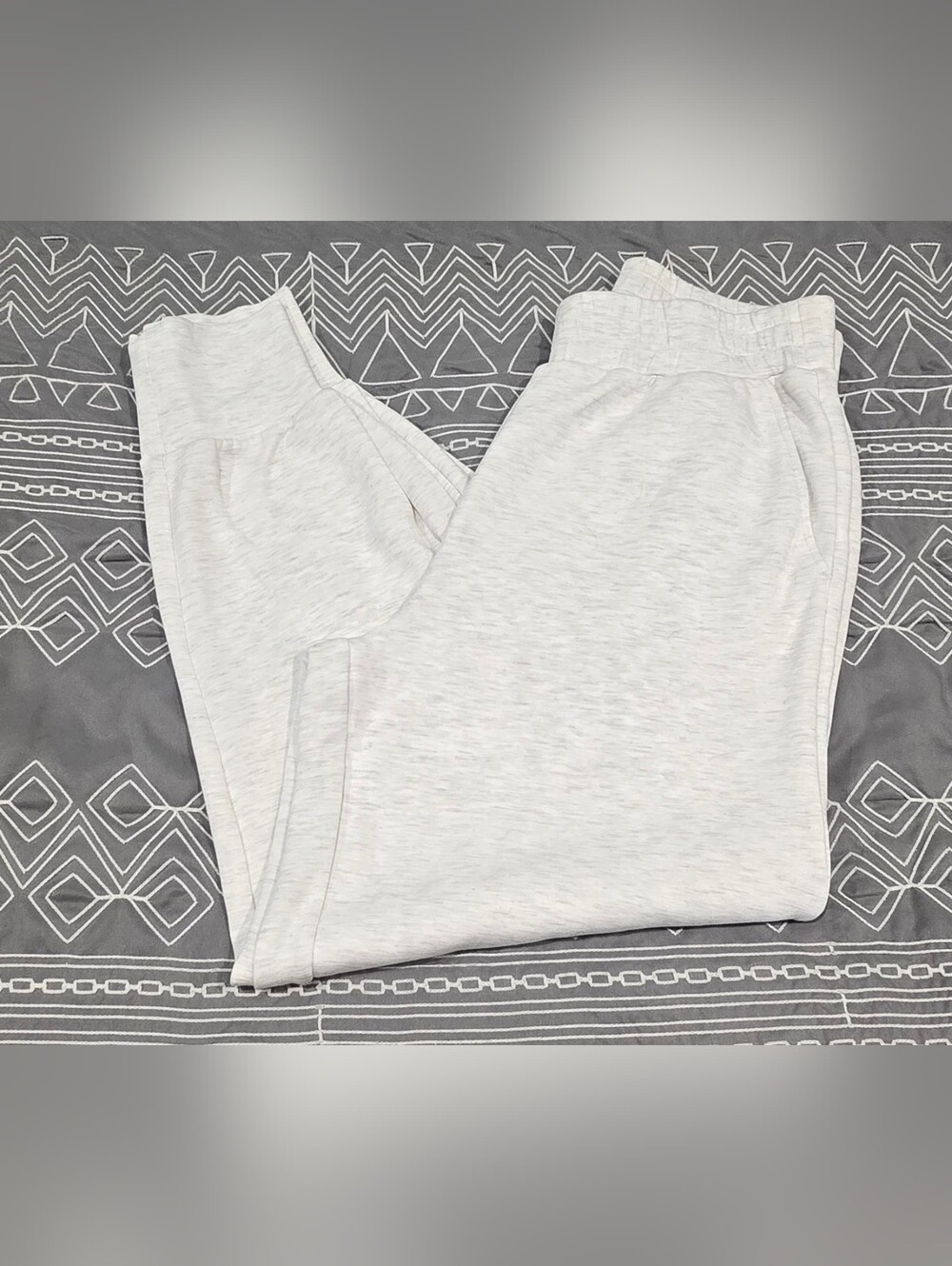 Varley The Relaxed Sweatpants 27.5 Size Medium - Picture 1 of 10